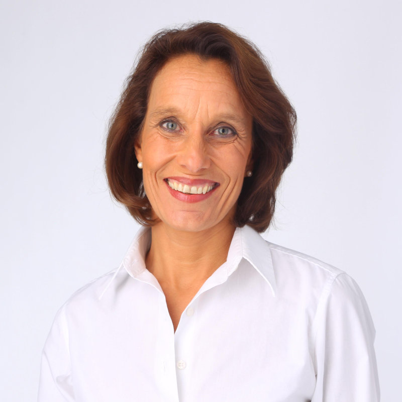 Mag. Verena Hinckley